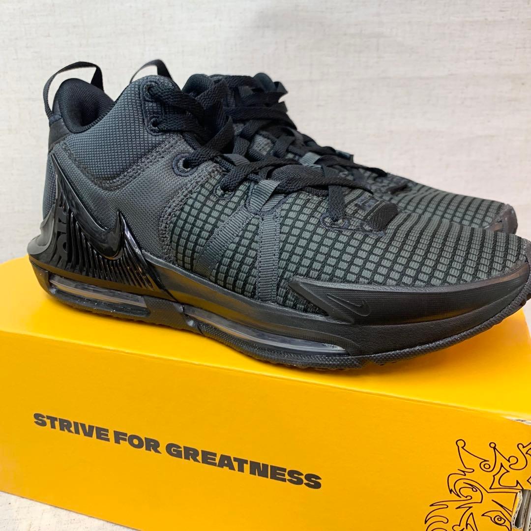 NIKE LEBRON WITNESS VII レブロン ウィットネス7