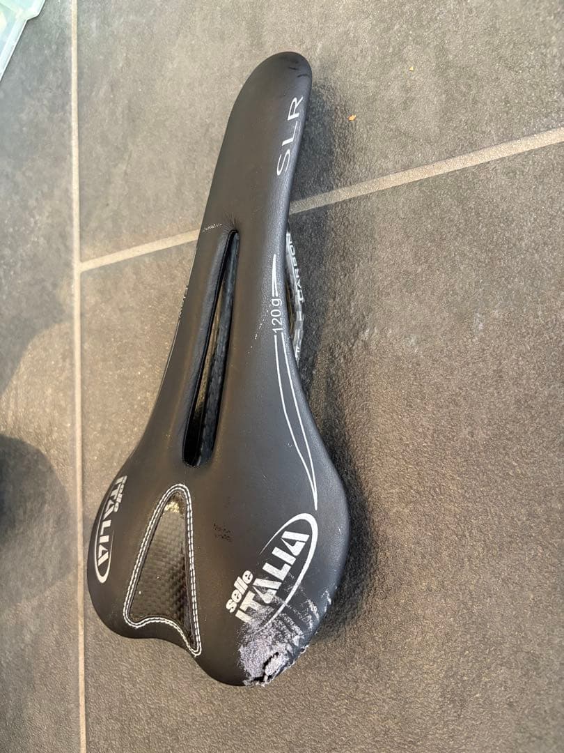 セライタリアカーボンサドルSelle Italia SLR Flow