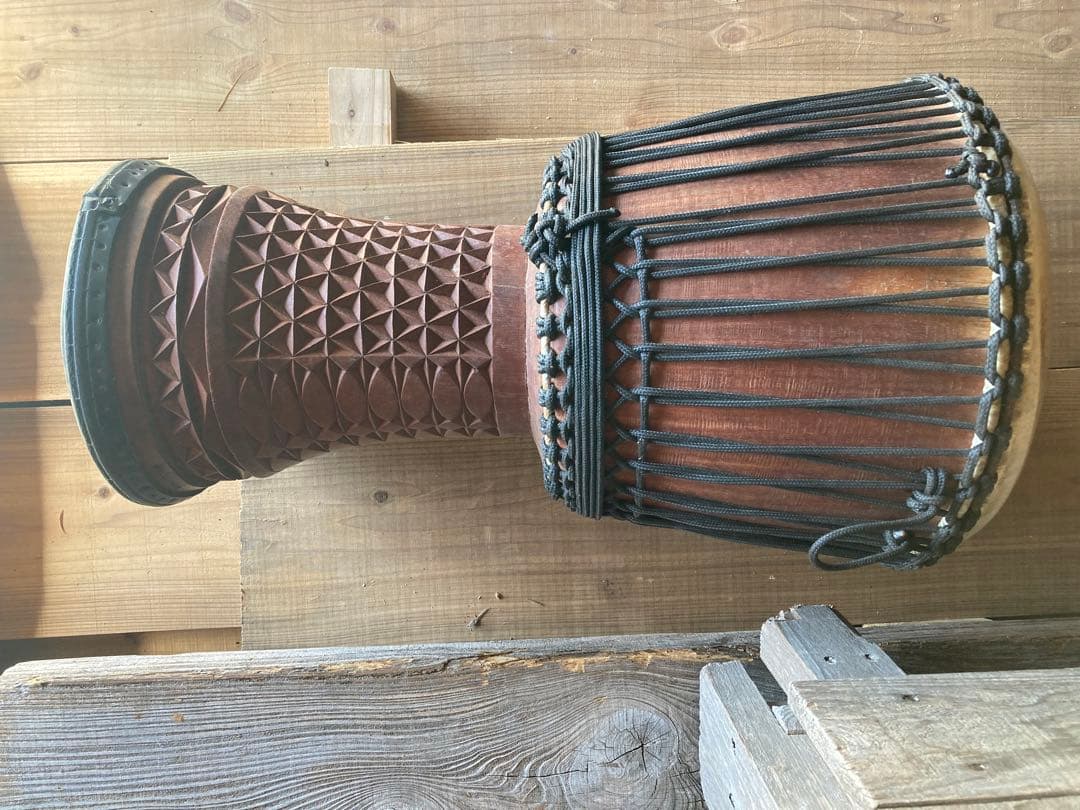 ジャンベ　ギニア　パーカッション