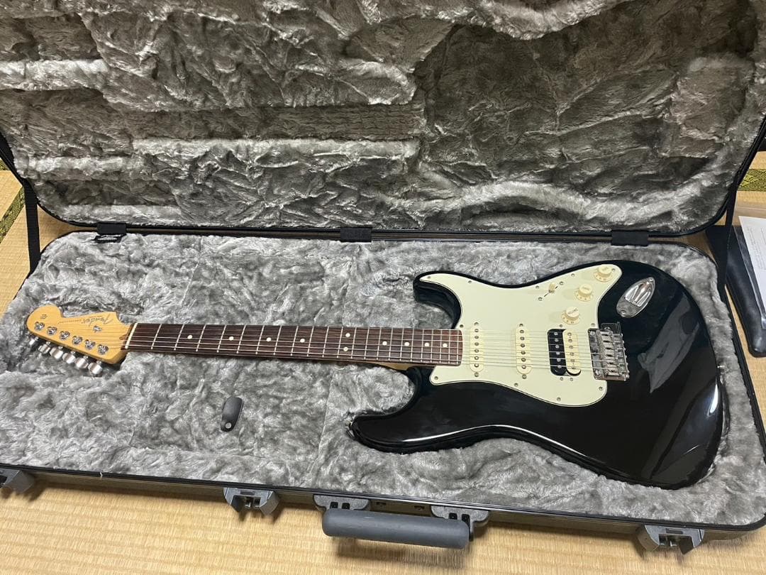 Fender Am Pro Strat HSS 2019 ケース付