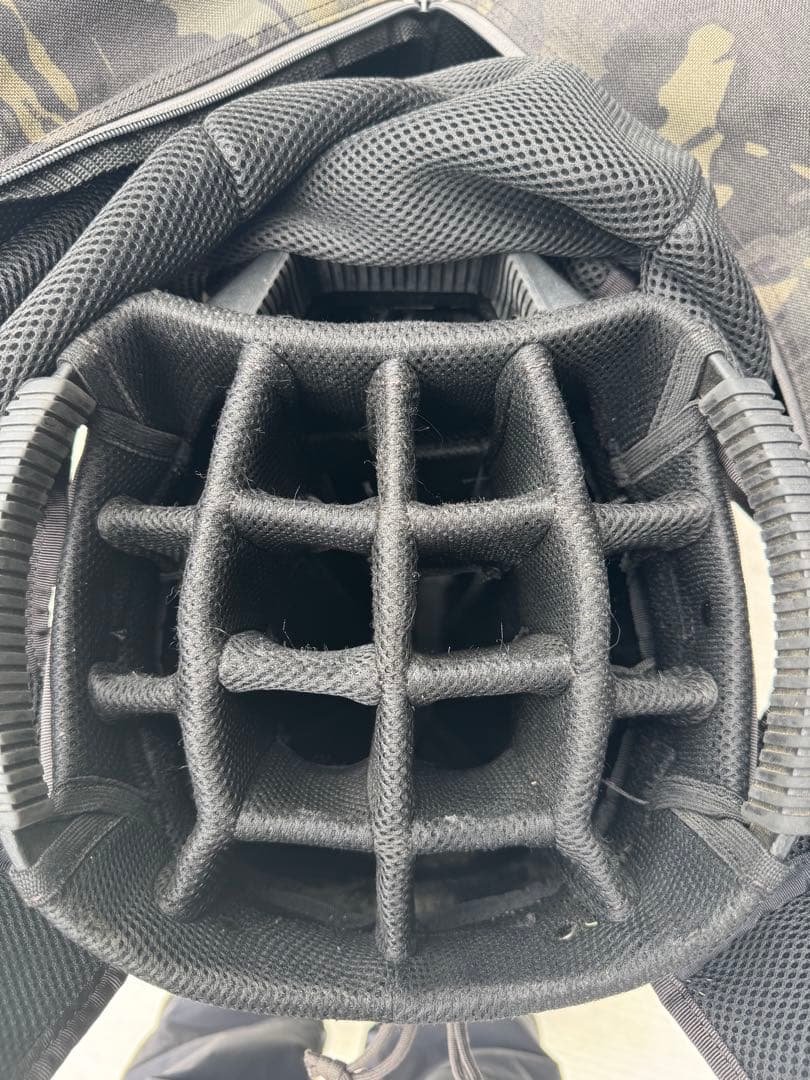 廃盤品　ブリーフィングゴルフ/カートキャデーバッグ/口枠15分割