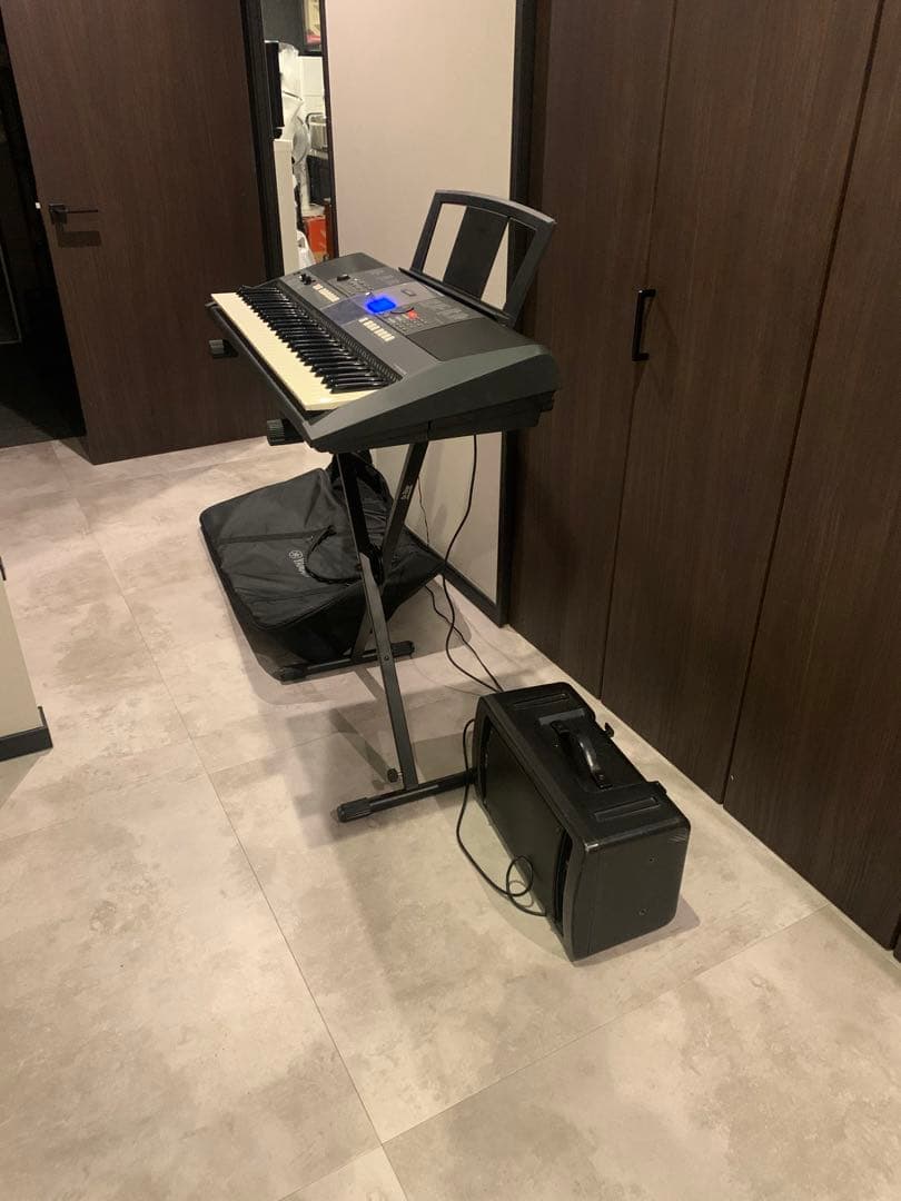 Yamaha MS60D モニタースピーカーとキーボードスタンド