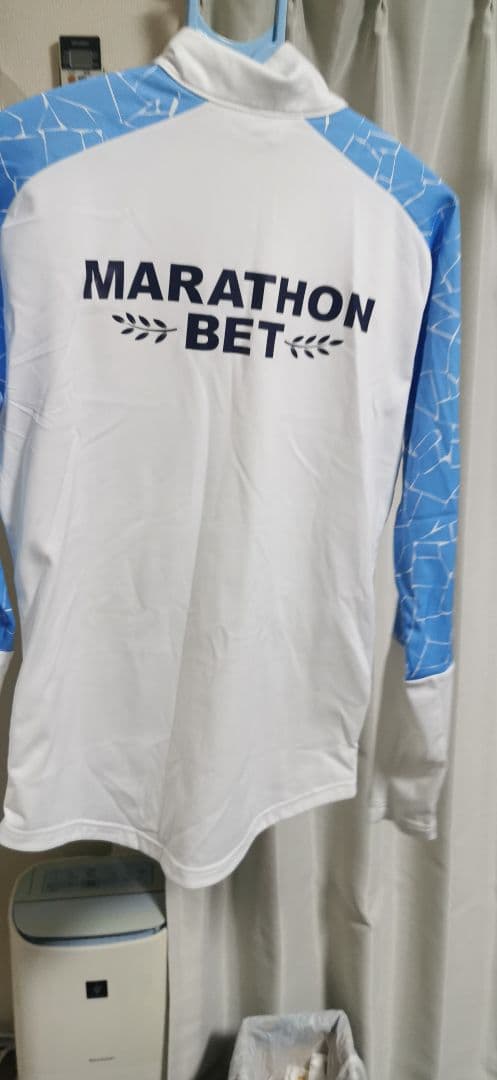 サッカー　プレミアリーグ　マンチェスターシティ　トレーニングウェア