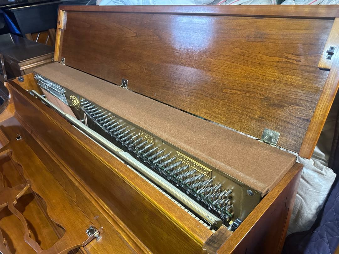 【新年特価】Rosenstock R-606 アップライトピアノ