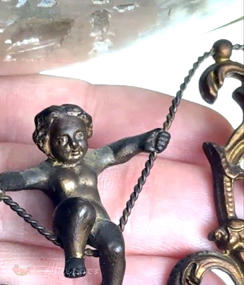 アンティーク 天使像付き装飾品