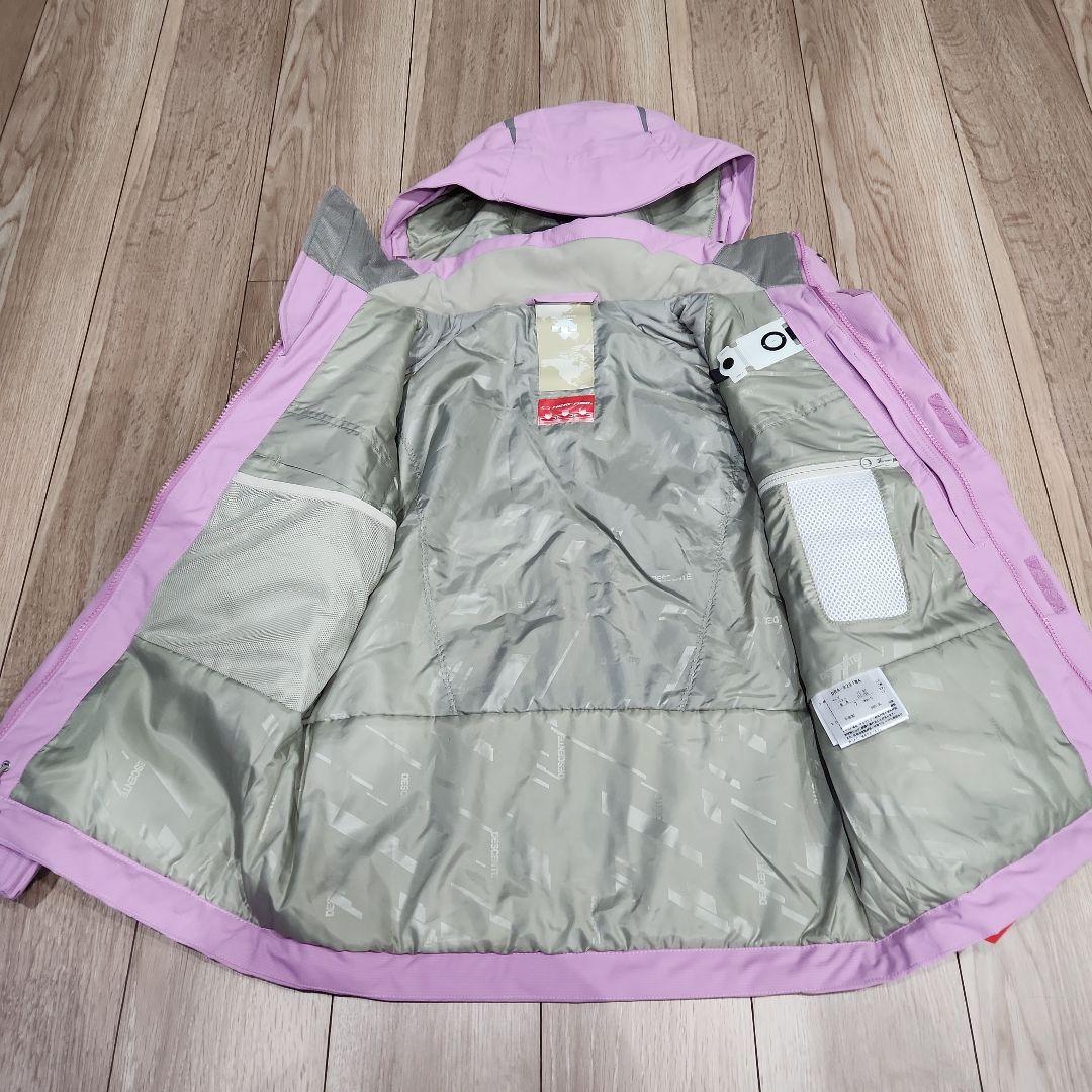 新品未使用 DESCENTEスキーウェア Sサイズ