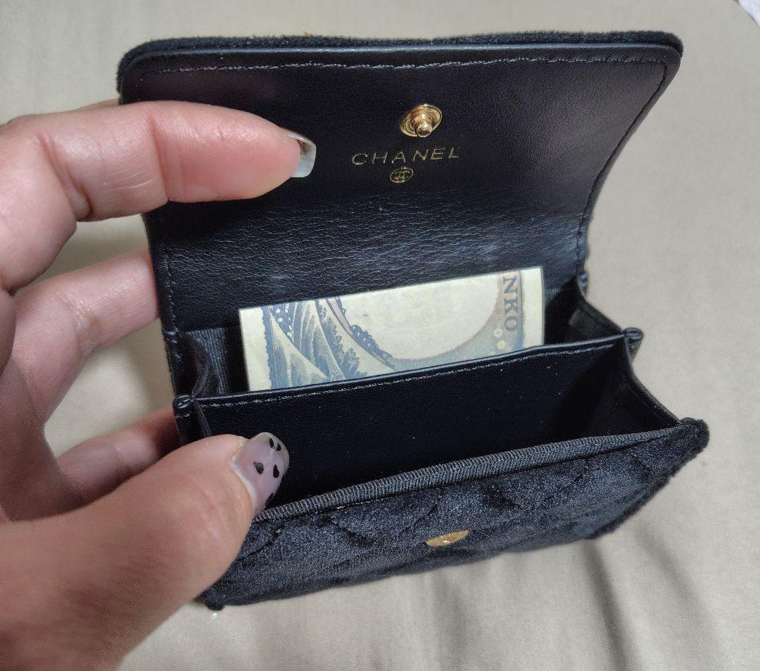 ♡CHANEL♡ ブラック キルティング 二つ折り財布✨美品✨