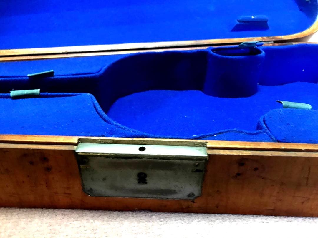 1800 年代 ヨーロッパ製　バイオリンケース貴重品です