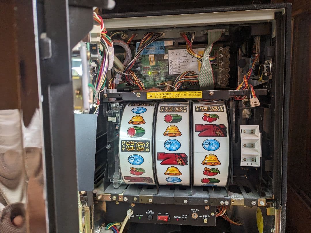 オリンピアパチスロ実機4号機☆南国育ち★25パイ★不要機☆オートプレイ付き