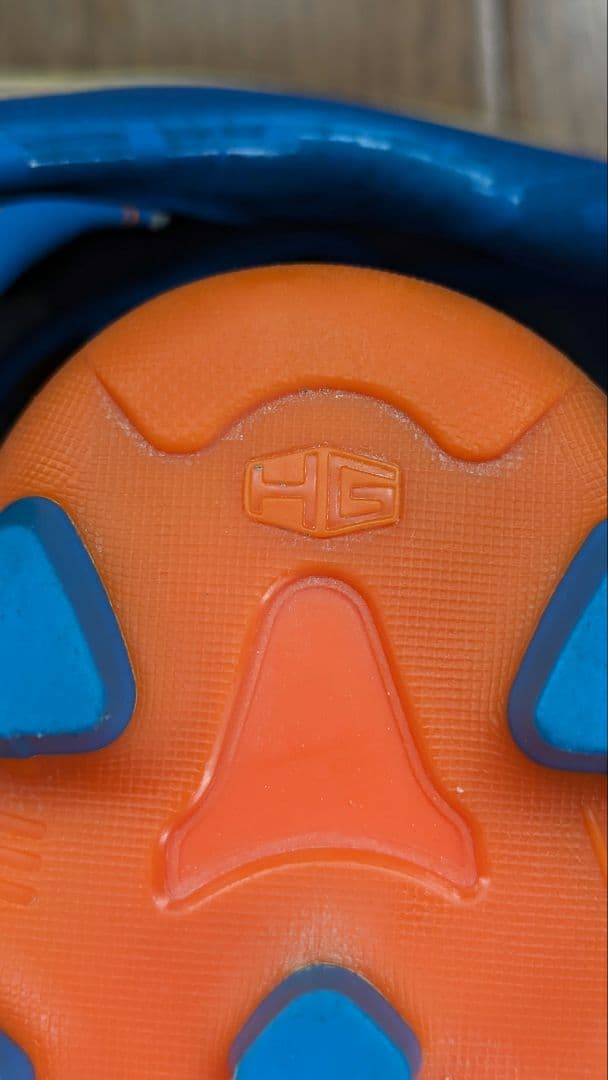 アディダス サッカースパイク プレデター リーサルゾーン HG