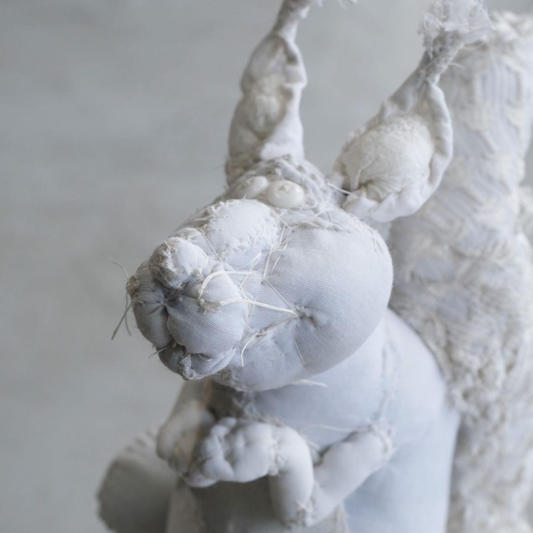 アンヴァレリーデュポン2019年作品 UNDERCOVER