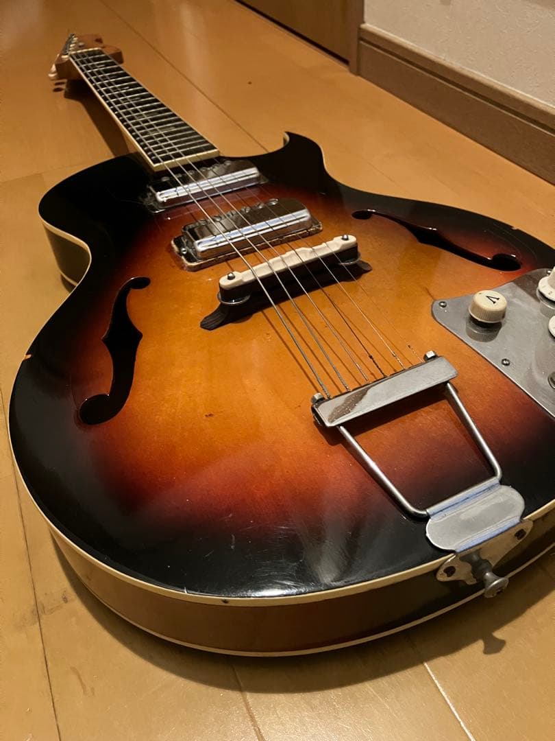 年式不明　モデル名不明　kawaiフルアコ