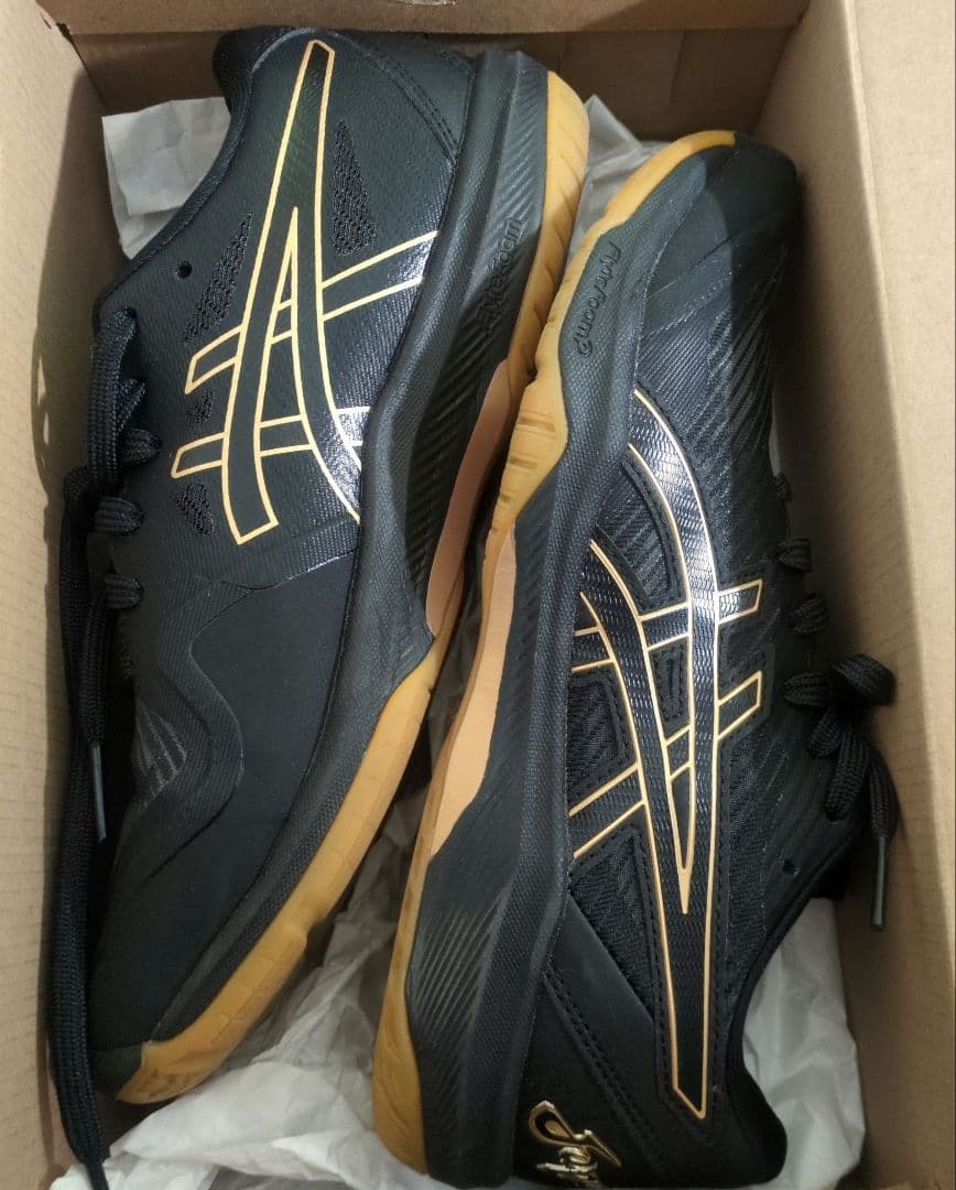 【美品】アシックス バレーボールシューズ ローテジャパンライト 23.5cm