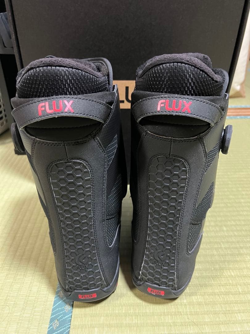 ト*シ様 中古 Flux OM-BOA 23-24 27.5cm スノーボードブ