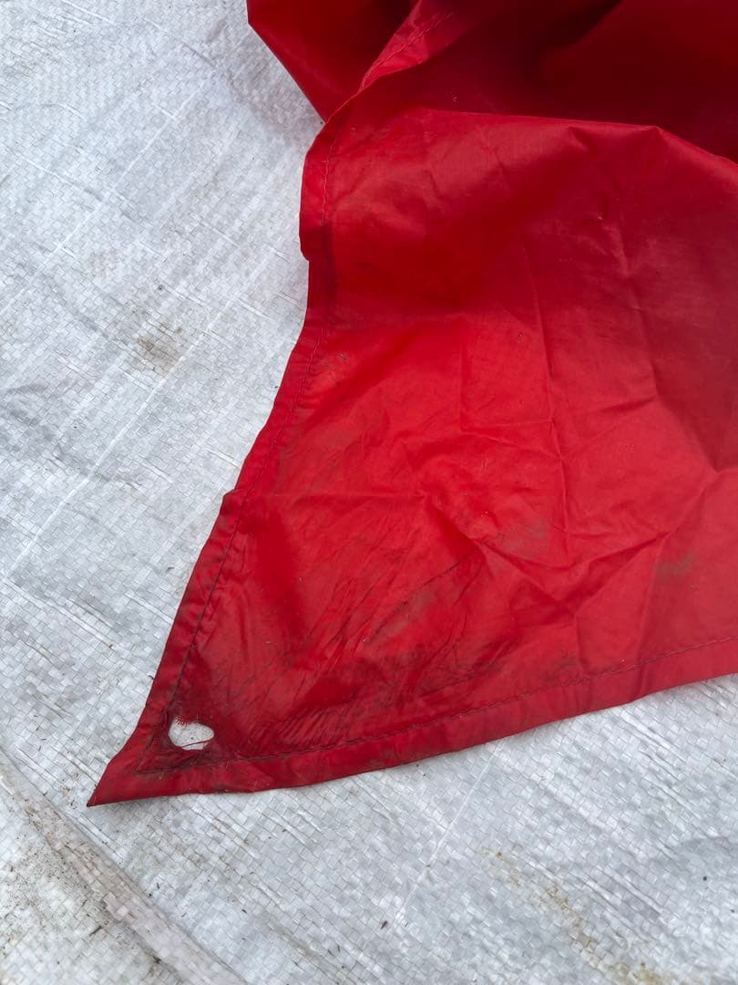 bergans 赤テント