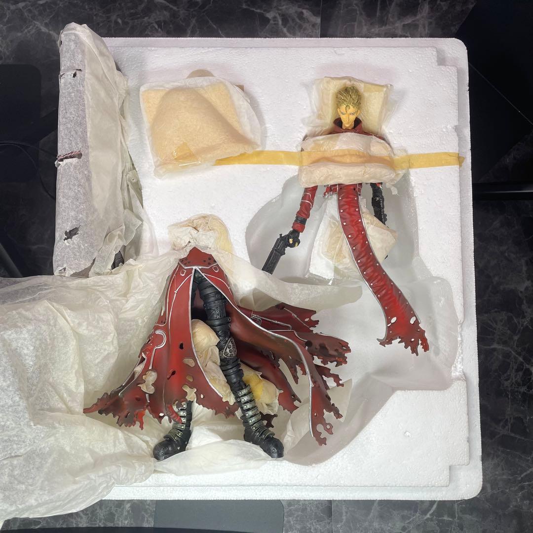 レア品 【新品】 トライガン　ヴァッシュ　1/8完成フィギュア まとめ買い可