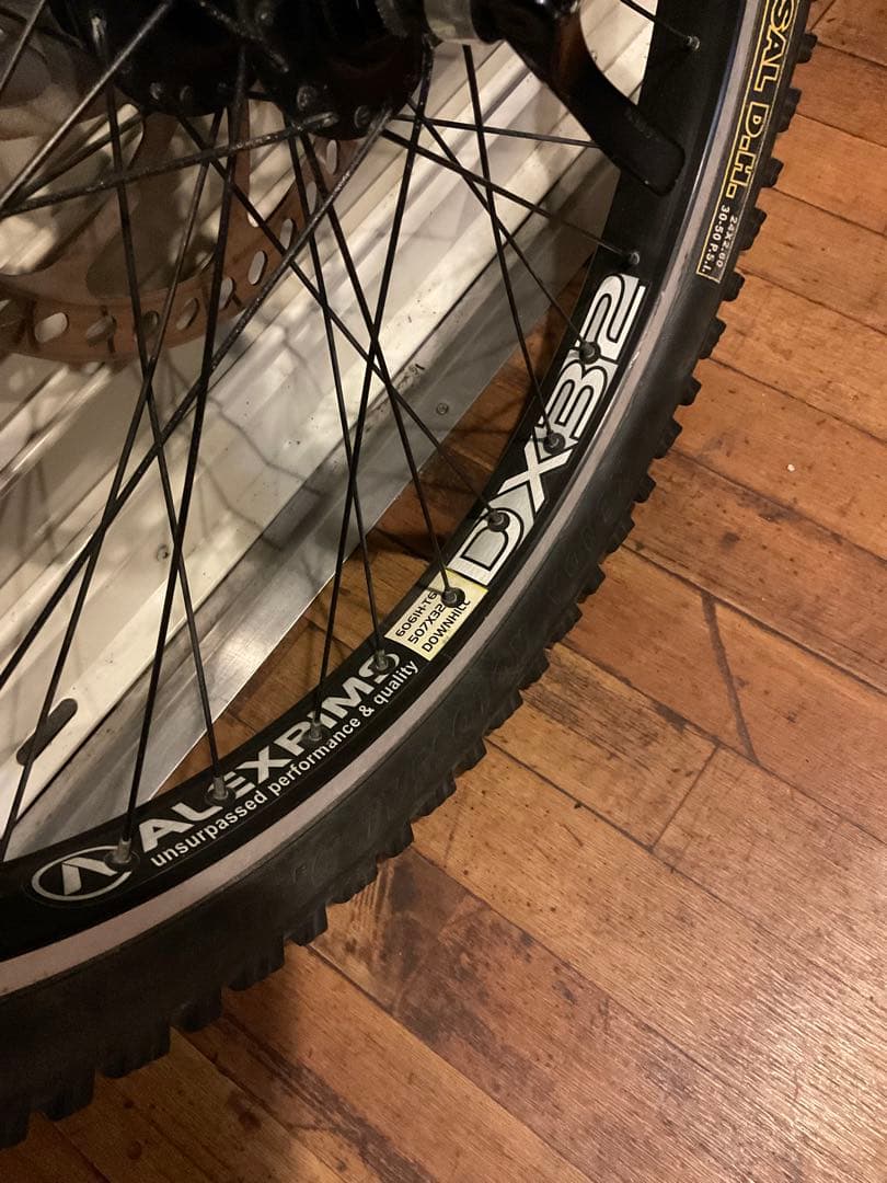 MTB DH 20インチ　マウンテンバイク　ダウンヒル　完組ホイール