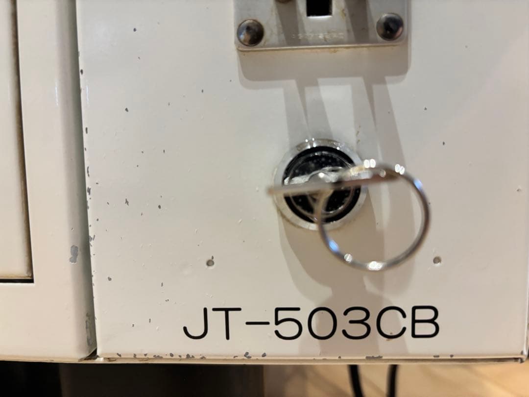 コンビニボックス JT-503CB 9扉 小型自動販売機 鍵付き 店舗用品