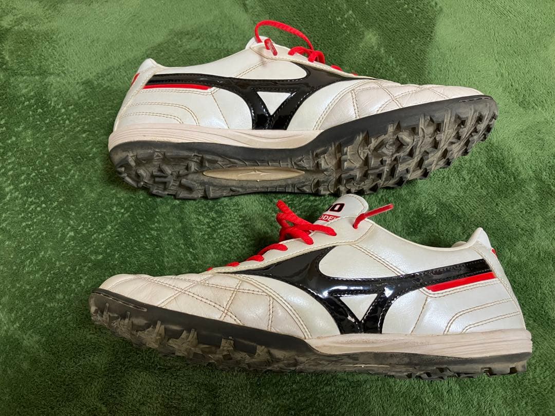 Mizuno Morelia TF 27.5シューズ キーパー付き