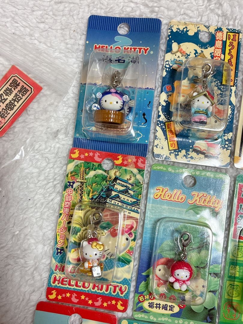 【期間限定セール】ご当地キティファスナーマスコットまとめ売り根付ストラップ他