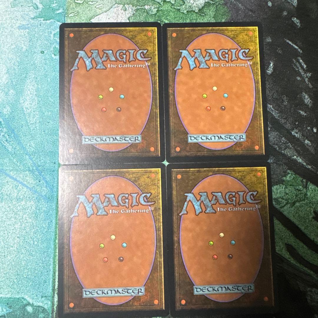 水蓮の花びら 4枚