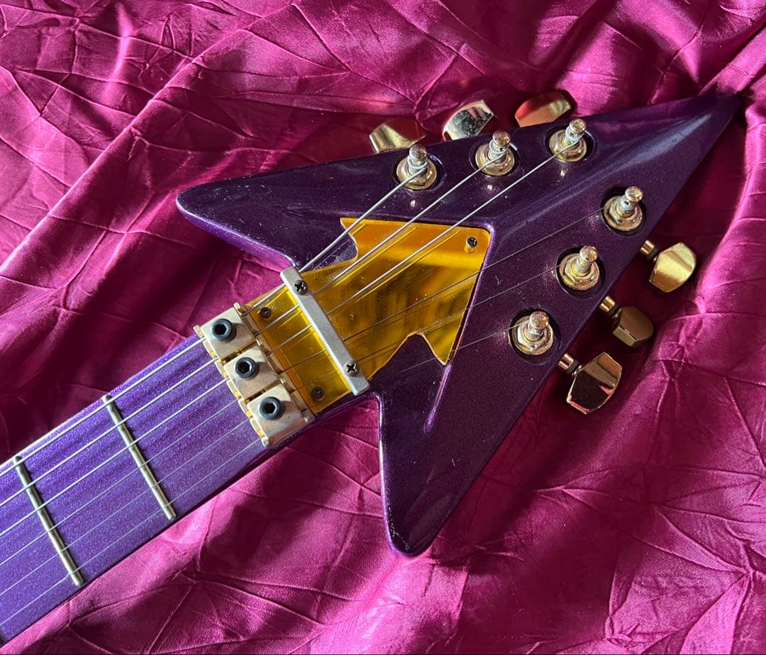 ほぼ未使用プリンスprinceシンボルギター 完動品エレキギター 激レア品訳あり