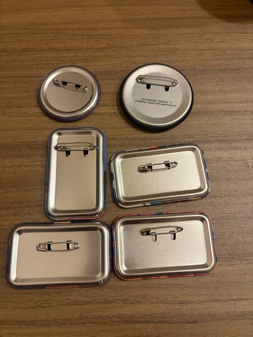 ストレンジャーシングス 缶バッチセット