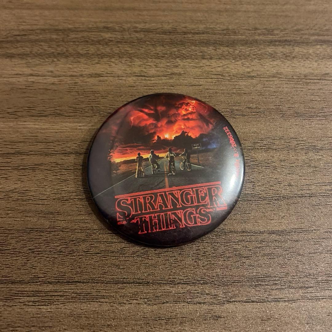 ストレンジャーシングス 缶バッチセット