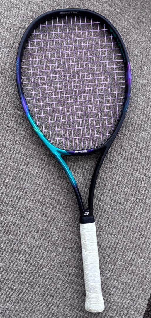 ヨネックス　テニスラケット　VCORE PRO 100L