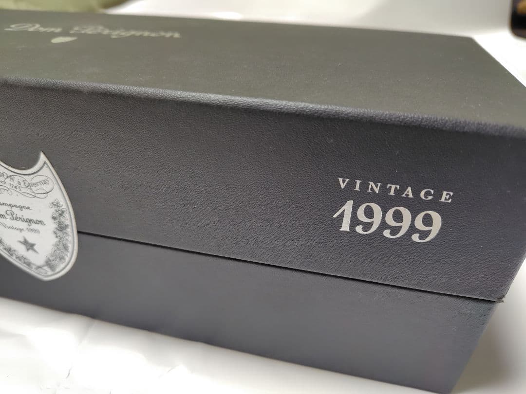 ☆未開封☆ドン・ペリニヨン　特別パッケージ シャンパン 1999年ヴィンテージ