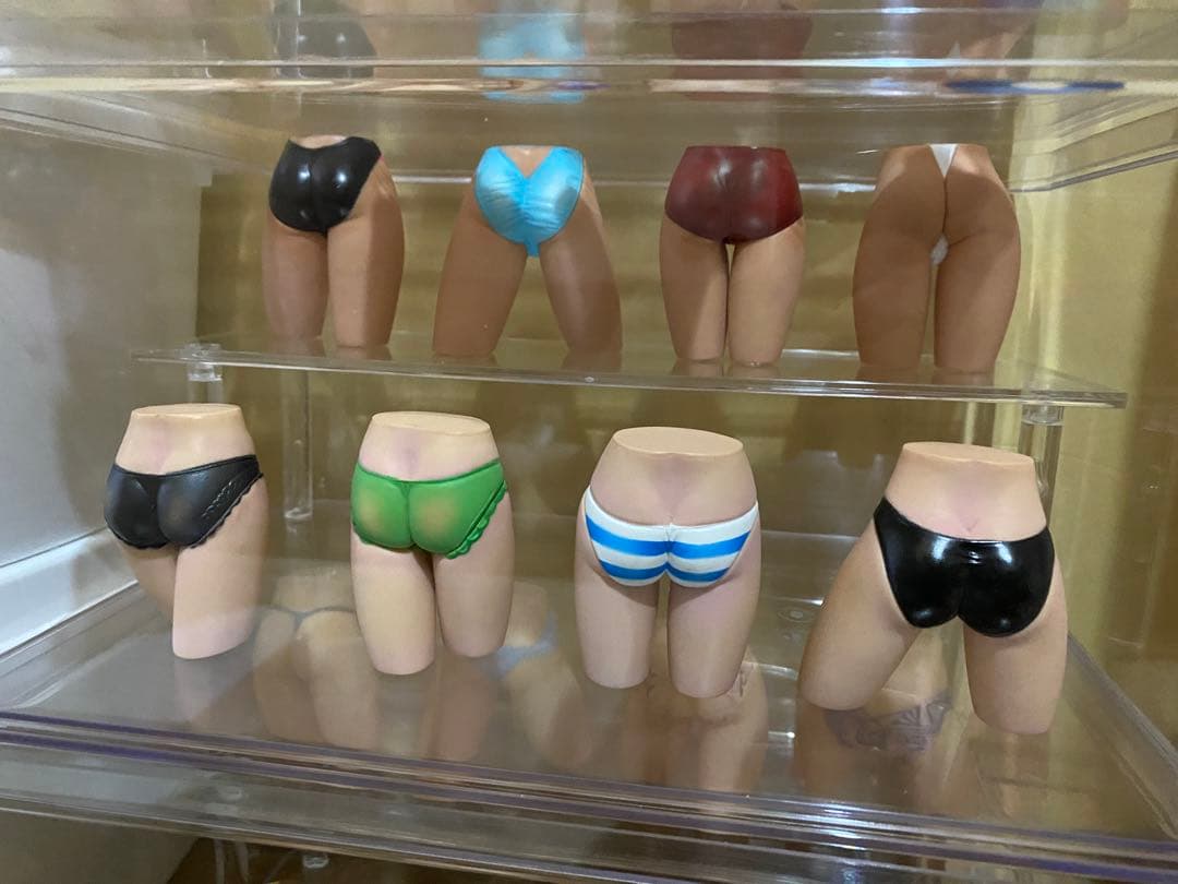 BUST EMPEROR　HIP PARADE　フィギュア