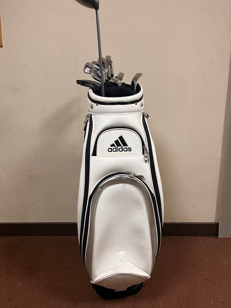 『アディダス』ゴルフバック&クラブ11本セット