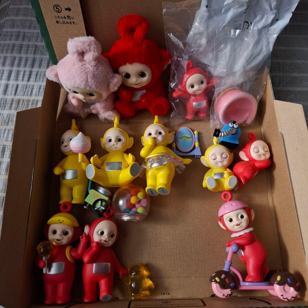 テレタビーズ POPMART ラーラ ポー フィギュア