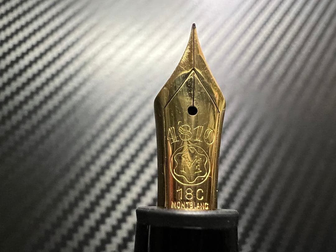 モンブラン 未使用に近い 146 18C 全金 EF 万年筆