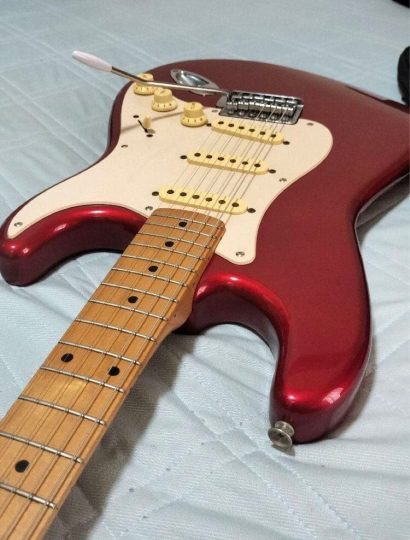 Squier ストラト 赤(CAR) affinity stratocaster