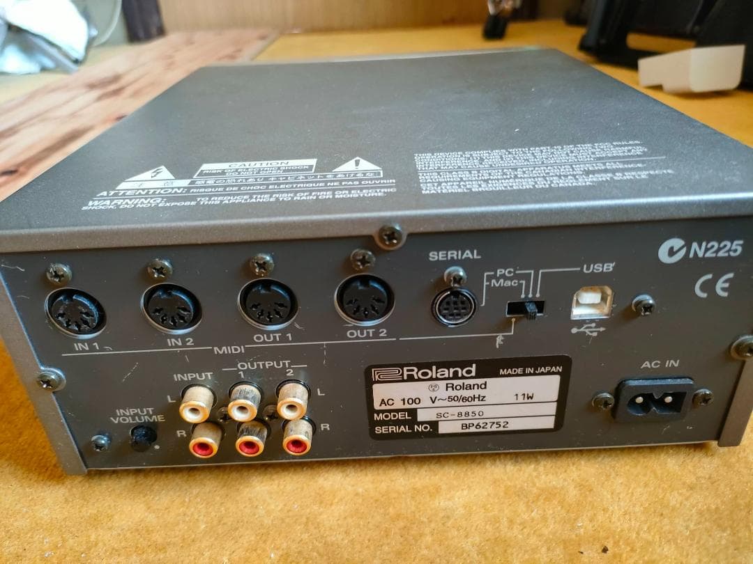 Roland SOUND Canvas SC-8850　動作OK・状態良好