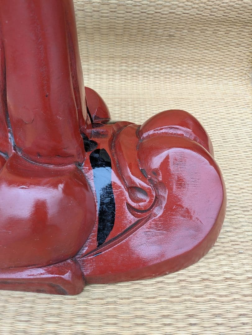 大迫力の天狗面　木製品　壁飾り　程度の良い中古品