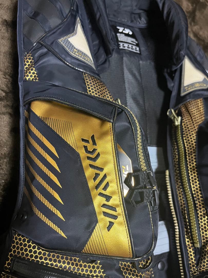 ダイワ トーナメント バリアテックDF-3108T ブラック XL 新品未使用品