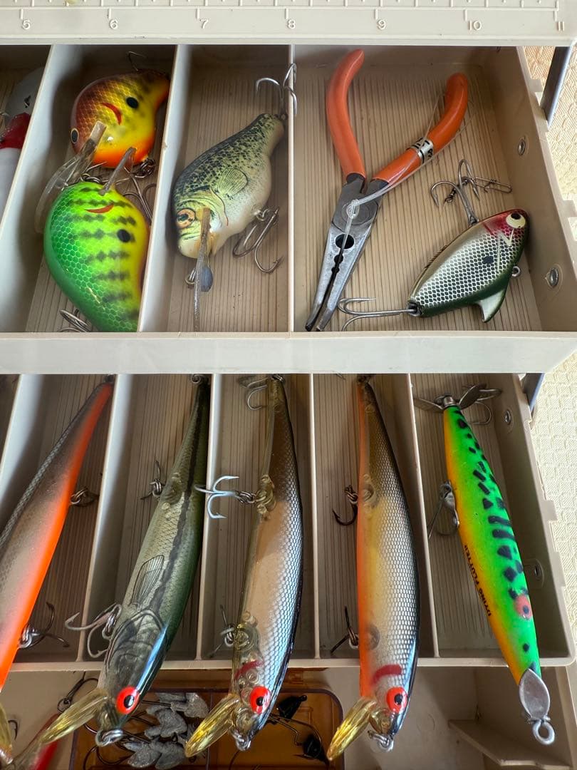 さ*う様 釣り具 ★☆ 収納ボックス ルアー オールドルアー セット ミノー プ