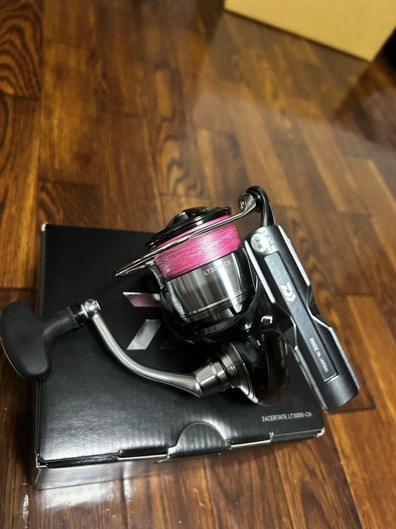 Daiwa 24 CERTATE LT3000-CH スピニングリール
