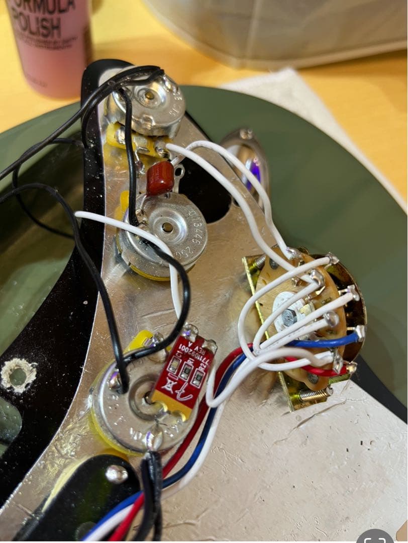 FenderストラトAmerican Professional Ⅱ ケース付