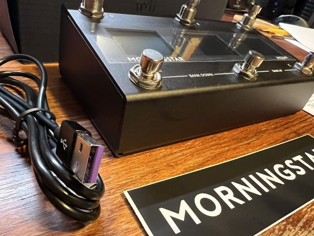 MORNINGSTAR MC6 PRO MIDIコントローラー