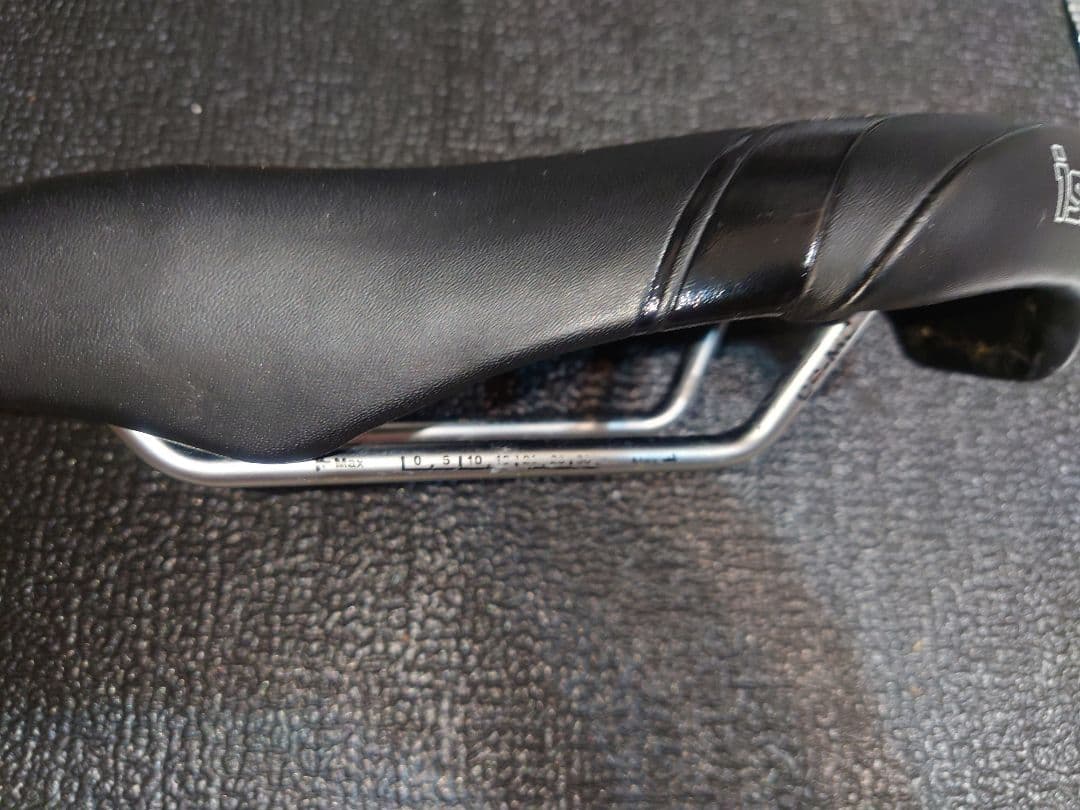 ism PS-1.1 自転車 トライアスロン サドル