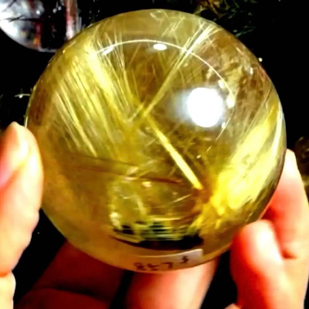超絶綺麗✨55mm ゴールドタイチンルチルクォーツ　丸玉　スフィア　金針水晶