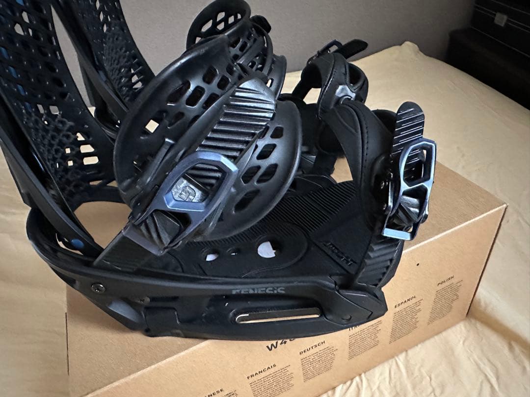 【A810】バートン　ジャネシスEST Mサイズ