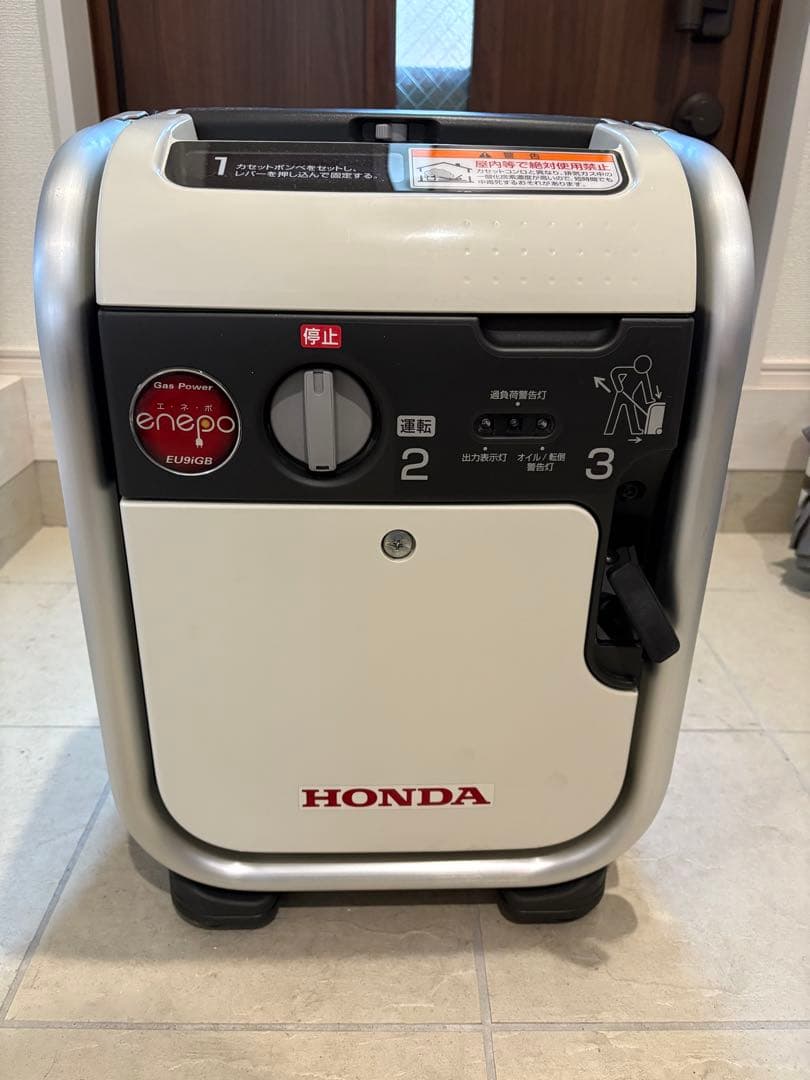 【美品】HONDA EU9iGB カセットボンベ ポータブル発電機