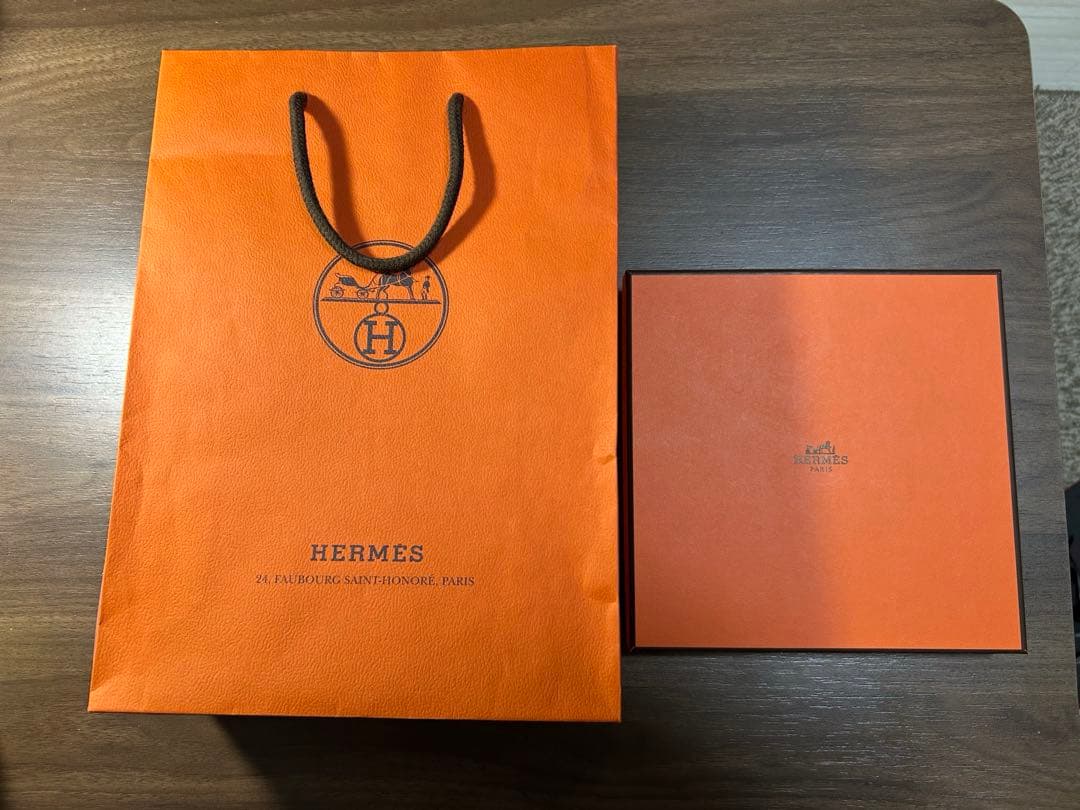 エルメス タオルハンカチ