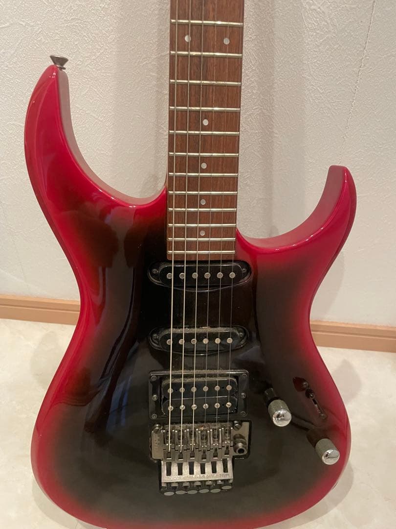 FESNANDESエレキギター レッド