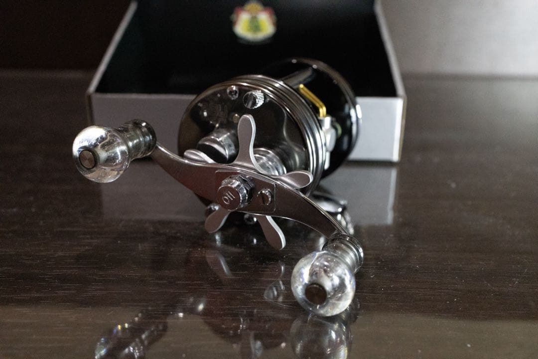 ク*ー様 Ambassadeur 2600C Elite ベイトリール