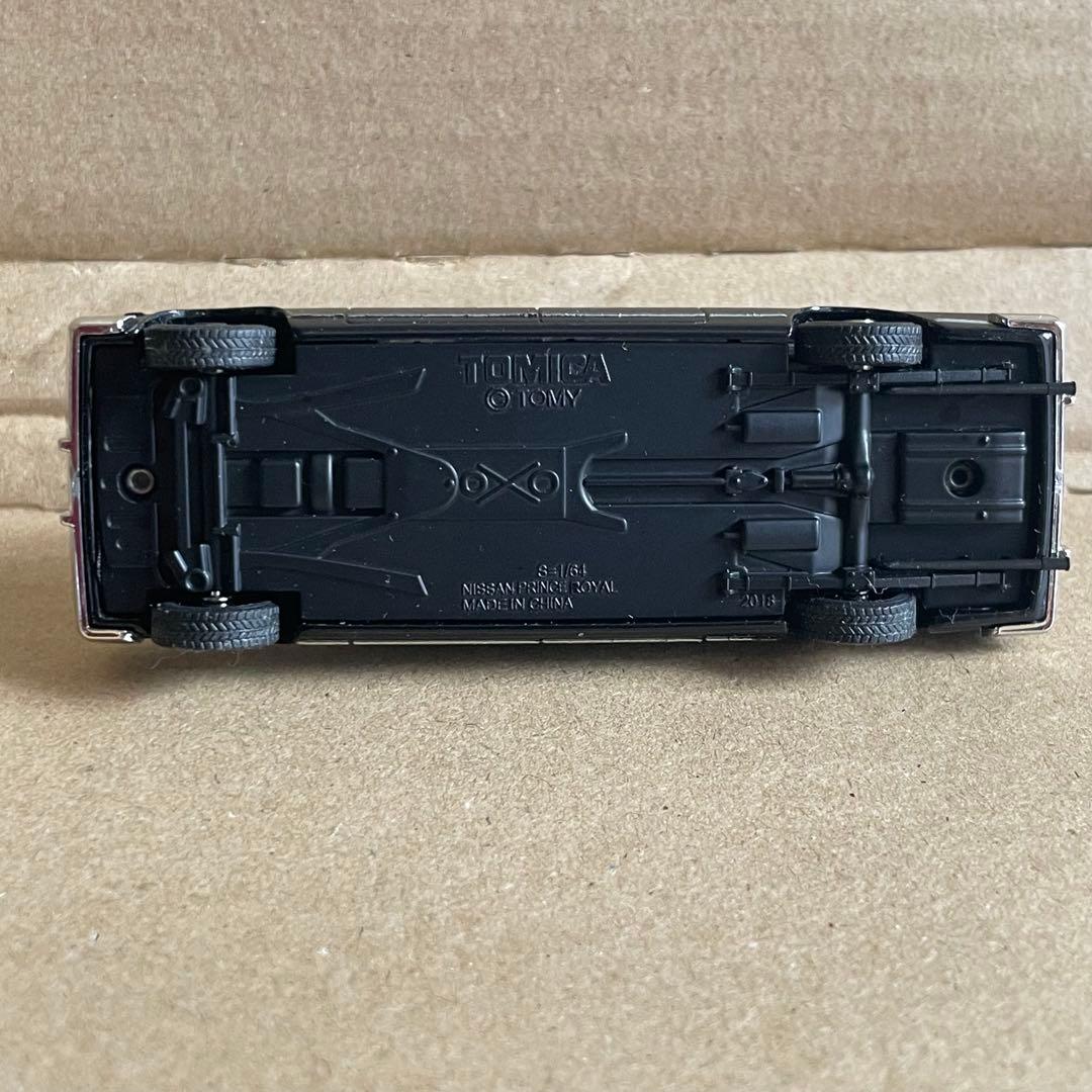 トミカリミテッドヴィンテージネオ　プリンスロイヤル ミニカー 黒　箱無し